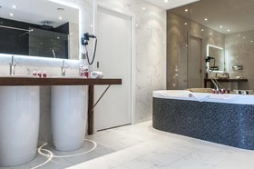 Martin’s Dream Hotel