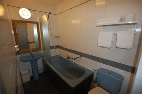 Hotel Piano 2