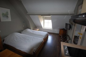 Hotel Piano 2