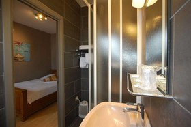 Hotel Piano 2
