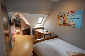 Hotel Piano 2