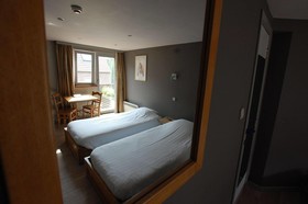 Hotel Piano 2