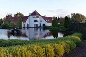 Hof Van Eine