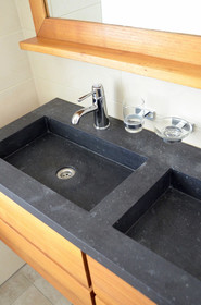 Le Baron Apartments