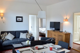 Le Baron Apartments