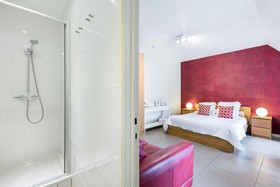 B&B Vis A Vis