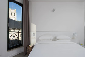 9Hotel Central