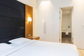 B-aparthotel Grand Place