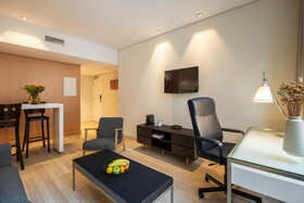 B-aparthotel Grand Place