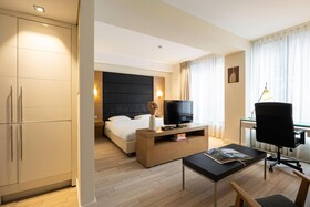 B-aparthotel Grand Place