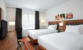 Hilton Garden Inn Brussels City Centre