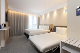Holiday Inn Express Brussels - Airport