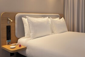 Holiday Inn Express Brussels - Airport