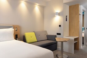 Holiday Inn Express Brussels - Airport