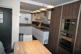 J and R Brussels City Apartment Van Zande