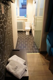 J and R Brussels City Apartment Van Zande