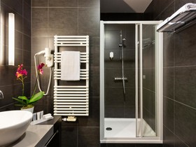 B&B HOTEL Brussels East Woluwe