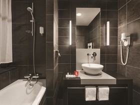 B&B HOTEL Brussels East Woluwe