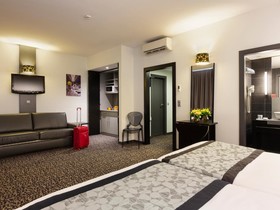 B&B HOTEL Brussels East Woluwe