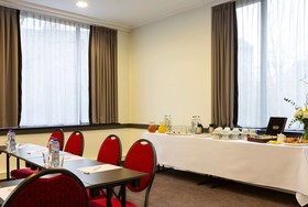 B&B HOTEL Brussels East Woluwe