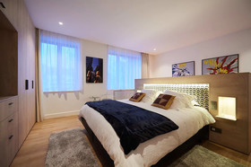 Suites 124
