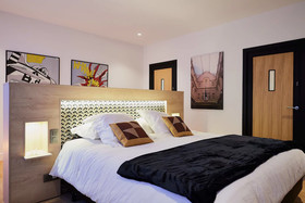 Suites 124