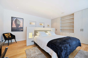 Suites 124