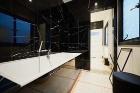Suites 124