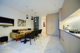 Suites 124