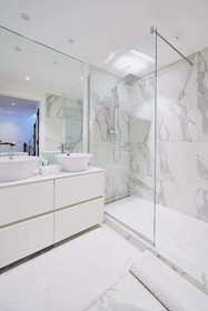 Suites 124