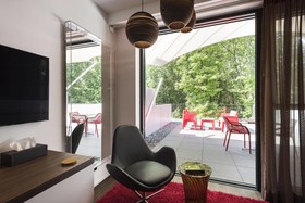 Lithium Bed Zen & Breakfast
