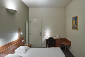 Alpha Hotel