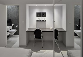 Alpha Hotel