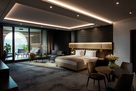 Kings' Valley Medical & Spa Hotel