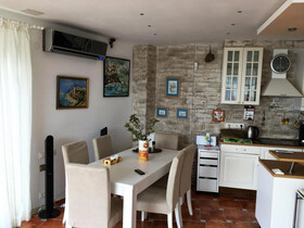 Whitestone Sea View Villa
