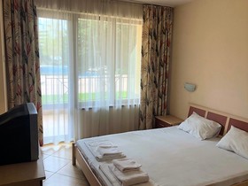 Golden Beach Hotel