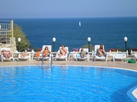 Ahilea Hotel