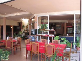 Paris Hotel