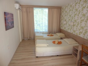 Hotel Zarya