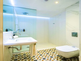 ibis Styles Golden Sands Roomer Hotel