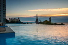International Hotel Casino & Tower Suites