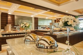 International Hotel Casino & Tower Suites