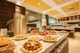 International Hotel Casino & Tower Suites