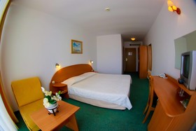Kini Park Hotel