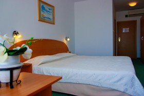 Kini Park Hotel