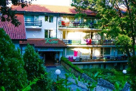 Kini Park Hotel