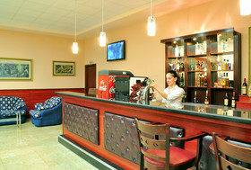 Paradise Green Park Hotel & Apartments