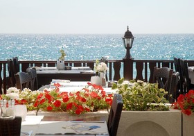 HVD Riviera Beach Hotel
