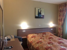 Royal Beach Hotel