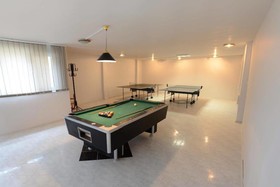 Sea Wolf Hotel